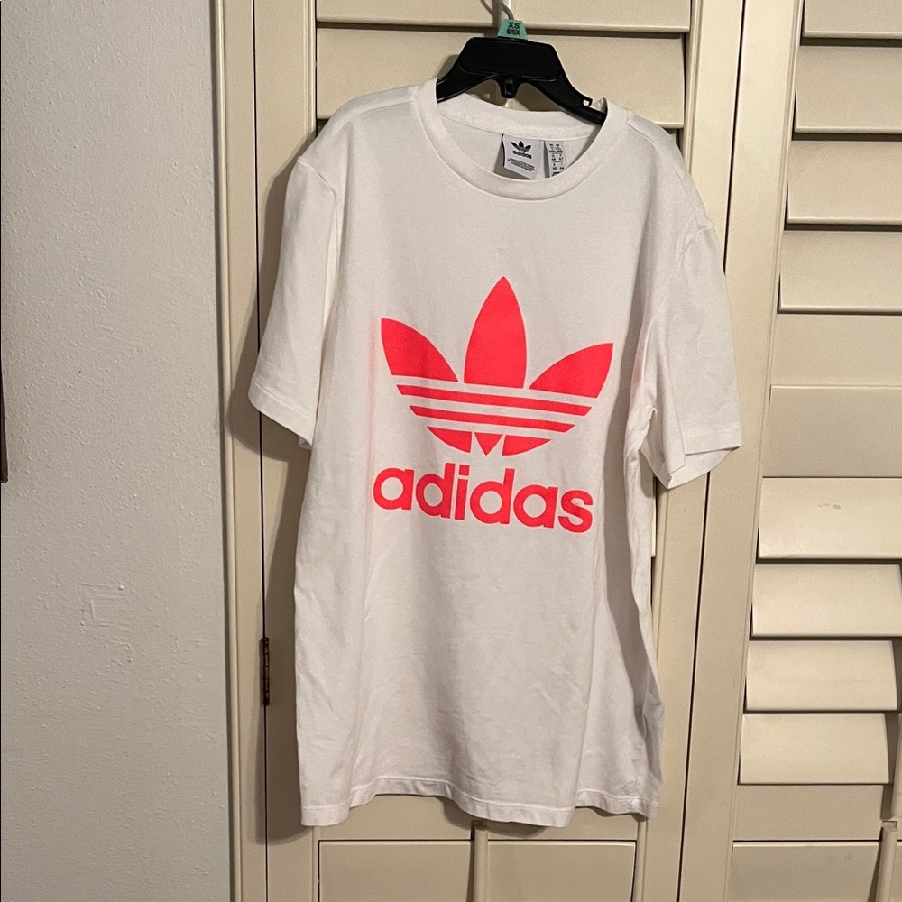 4/$25 SALE Adidas Hot Pink Logo White Crew Neck Tee Size Medium